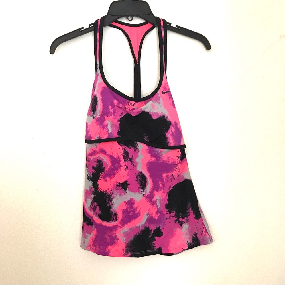 Womens Nike athletic top.large
